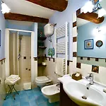 招待所 Palazzo Solimena 4*
