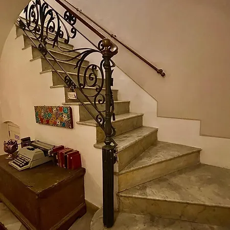 Palazzo Solimena نابولي