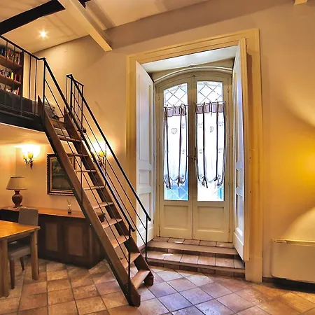 Palazzo Solimena بيت ضيافة 4*
