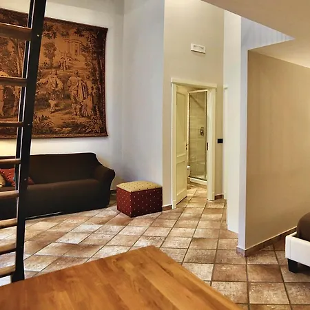 بيت ضيافة Palazzo Solimena 4*