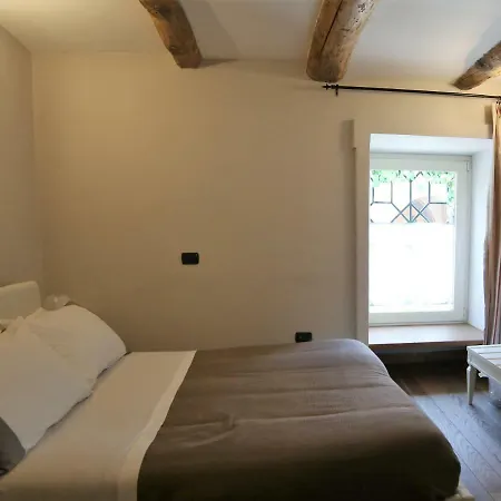Palazzo Solimena بيت ضيافة 4*